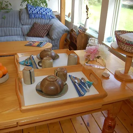 Whalesong Bed And Breakfast-2